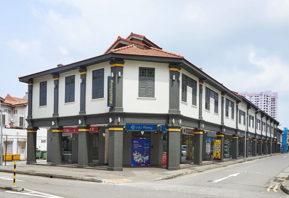 Dash Living Rochor